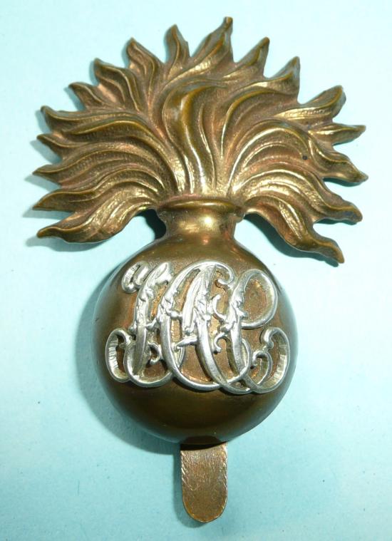 Honourable Artillery Company (HAC) Senior NCO /  Sergeants Bi Metal Cap Badge