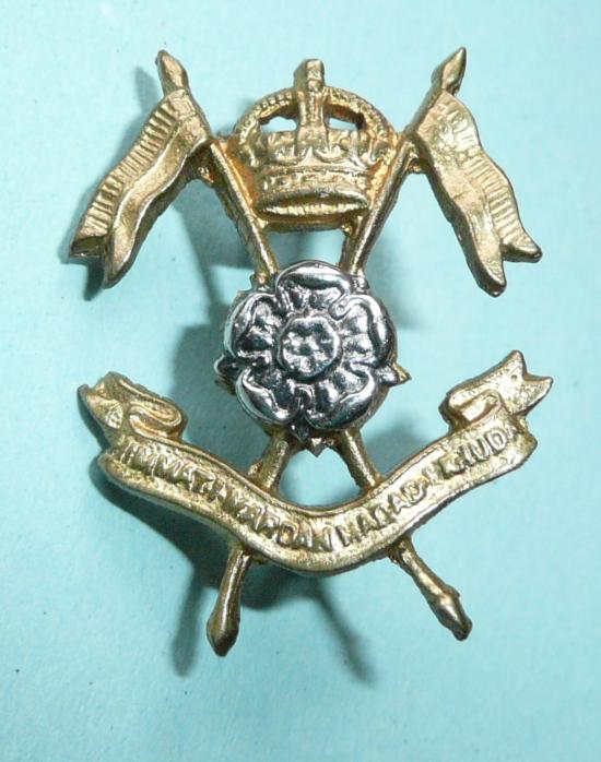 Indian Army - Skinners Horse Officers Collar Badge