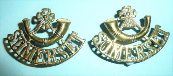 Somerset Light Infantry Matched Pair of Facing Gilding Metal / Brass Shoulder TItles