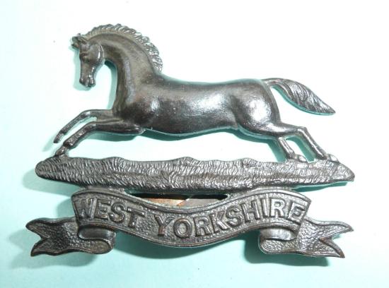 West Yorkshire Regiment Officers Bronze OSD Cap Badge - Blades
