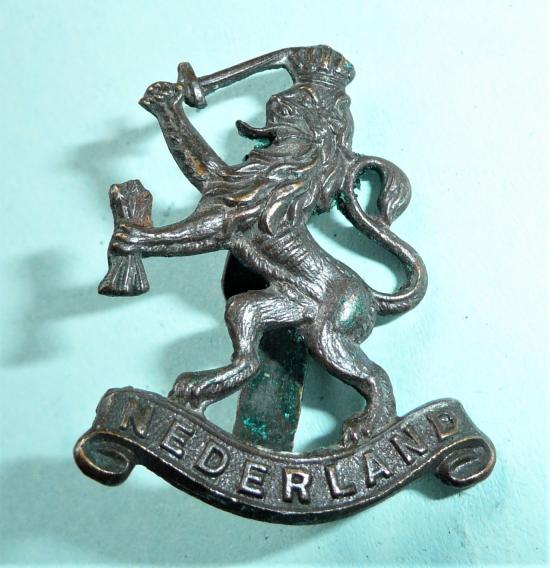 WW2 Netherlands Dutch Army Free Forces Bronze OSD  Cap Badge - Blades