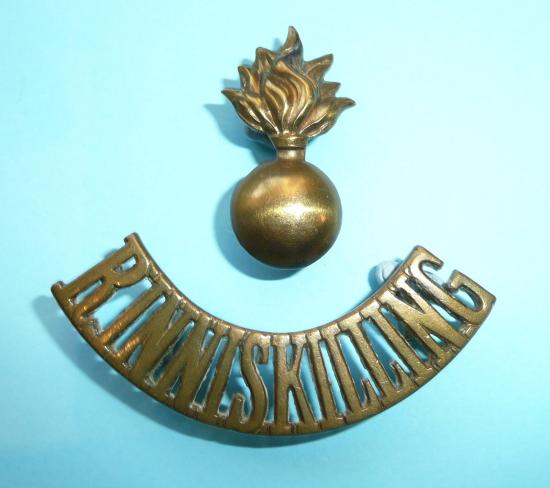 WW1 R Inniskilling (Royal Inniskilling Fusiliers) 2 Piece Brass Shoulder Title