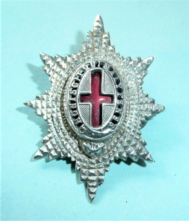 WW1 Coldstream Guards Officers Silver and Enamel Forage Cap Badge Star Converted to a Sweetheart Brooch - 1917 dated