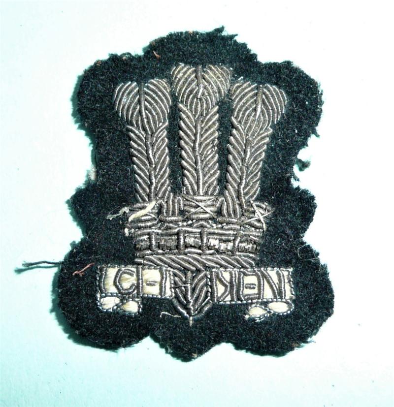 The Welsh Brigade Officers Silver Bullion Thread Embroidered Cap Badge - Gaunt