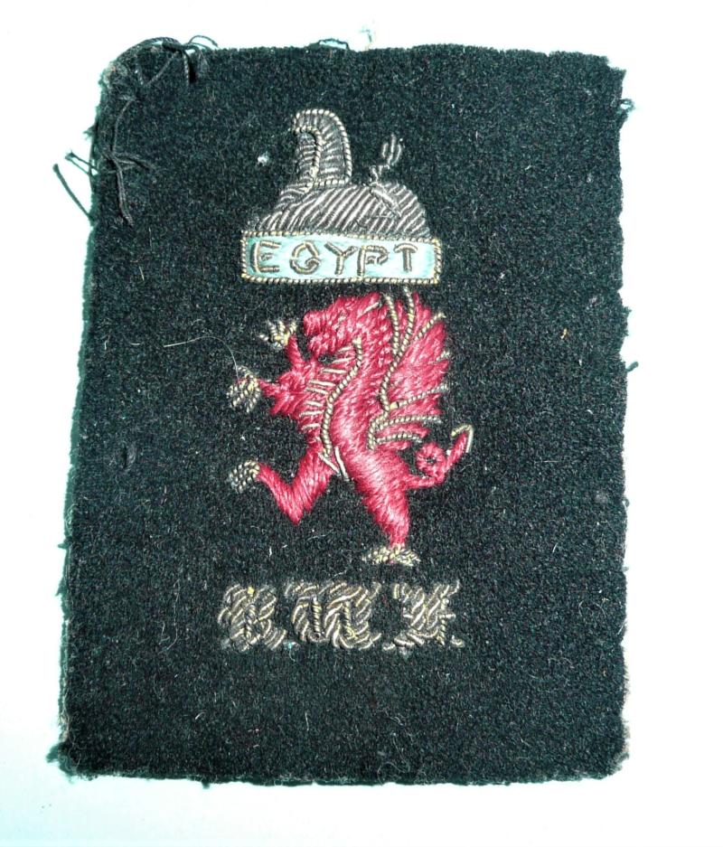 Royal Welsh Fusiliers (RWF) Embroidered Cloth & Bullion Pagri Badge, circa 1920s