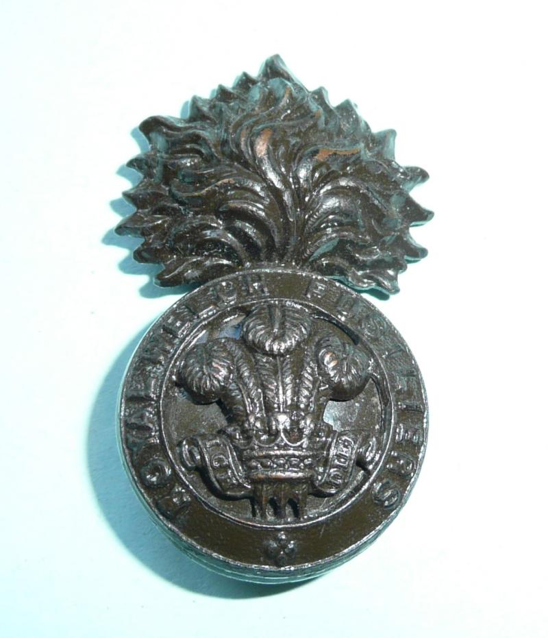 Royal Welch Fusiliers Officers OSD Bronze Cap Badge - Blades