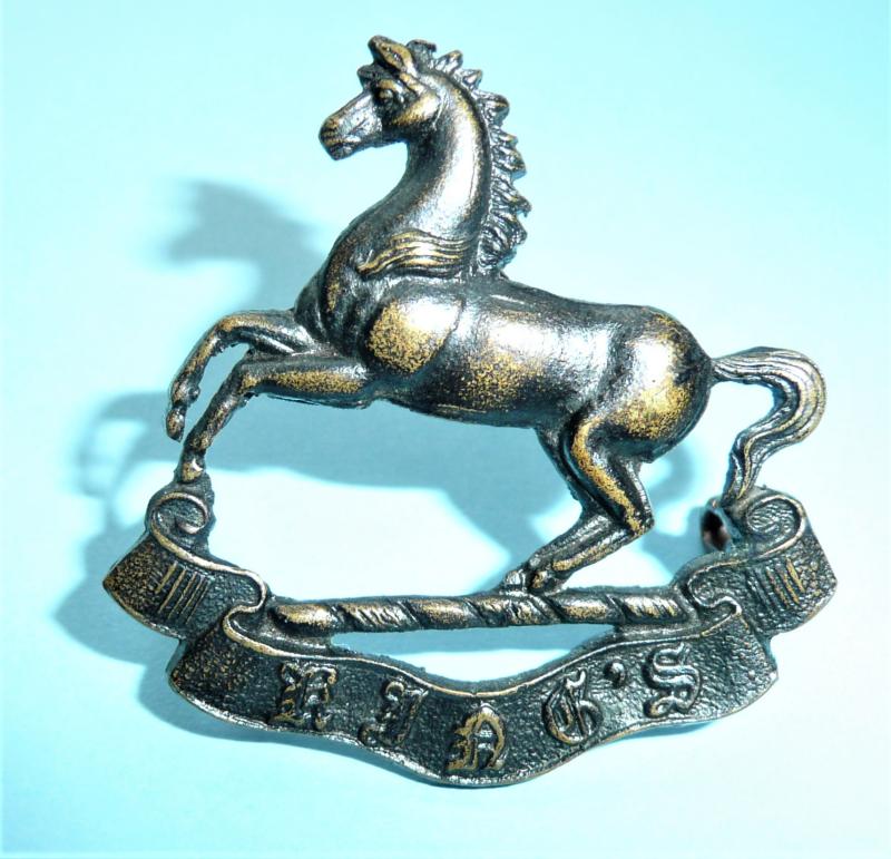 5th Battalion (Territorial) The Kings Regiment (Liverpool)  Officers Blackened OSD Cap / Collar Badge