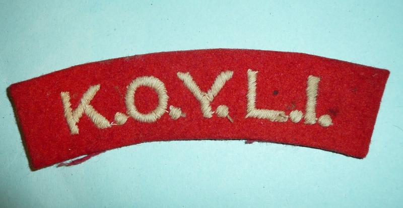 WW2 KOYLI (Kings Own Yorkshire Light Infantry) Embroidered White on Red Cloth Shoulder Title