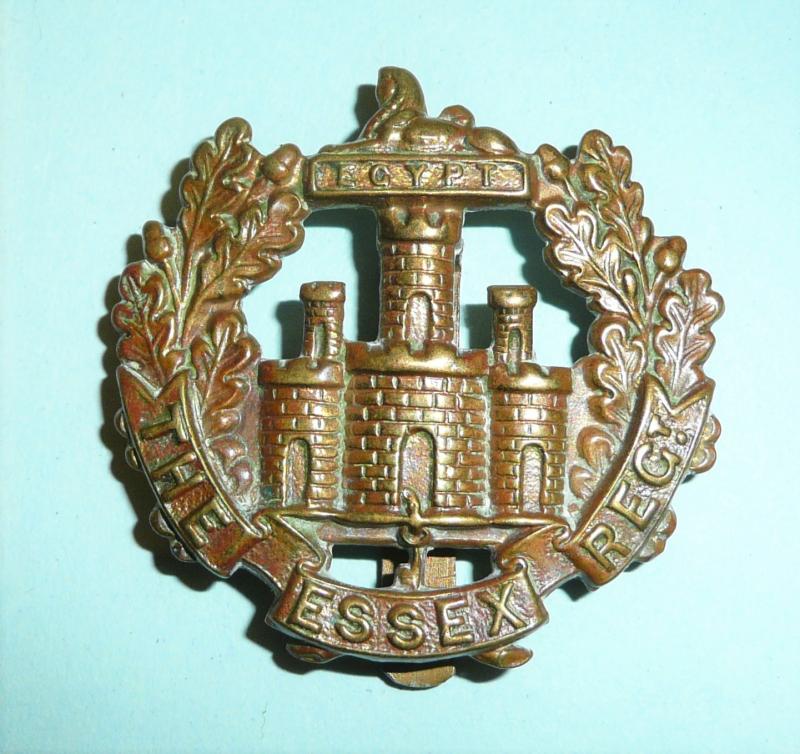 WW1 The Essex Regiment All Brass Economy Cap Badge