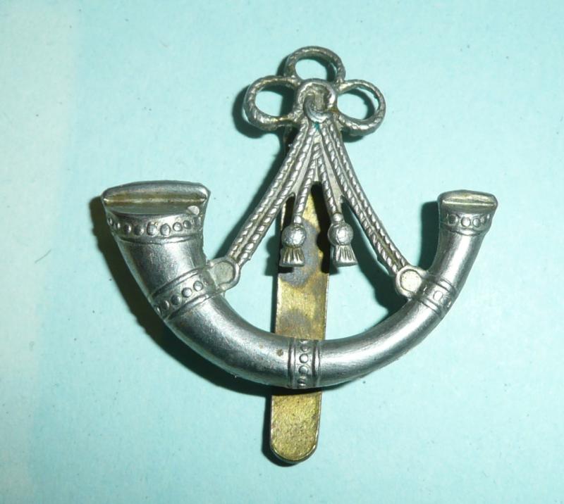 Oxfordshire & Buckinghamshire (Ox & Bucks) Small Beret Size Other Ranks White Metal Cap Badge