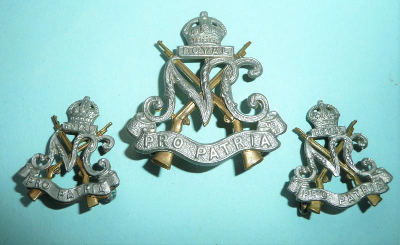 WW2 Natal Carabineers Cap Badge and Collar Set, King's Crown.