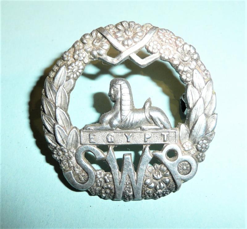 South Wales Borderers (SWB) Officers Hallmarked Silver Cap Badge - Dated 1923