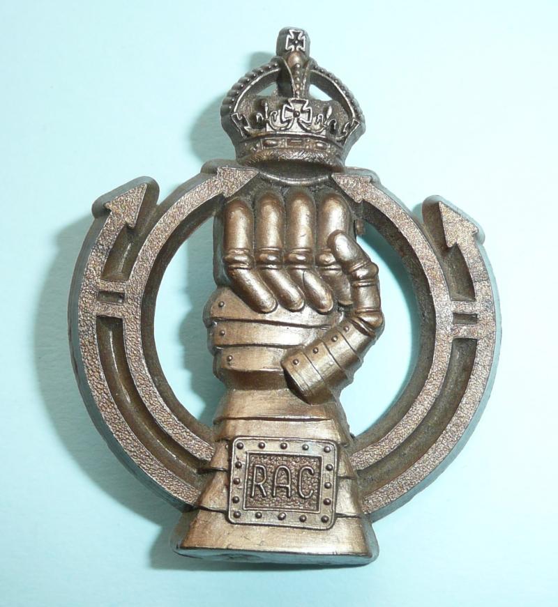 WW2 Royal Armoured Corps (RAC) Plastic Economy Cap Badge