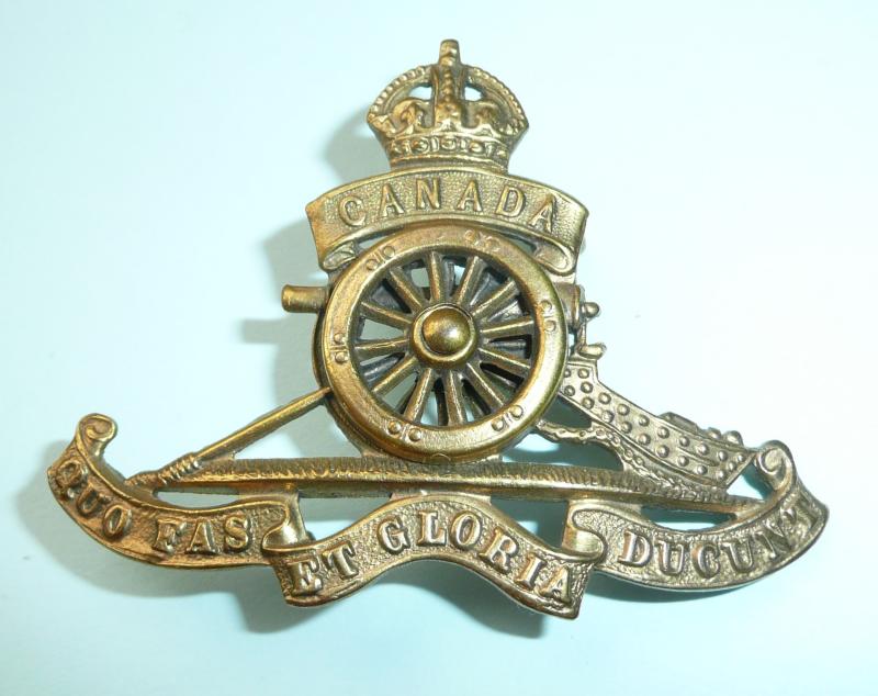 WW1 Canadian Artillery Officer's Gilt Brass Cap Badge with turning wheel