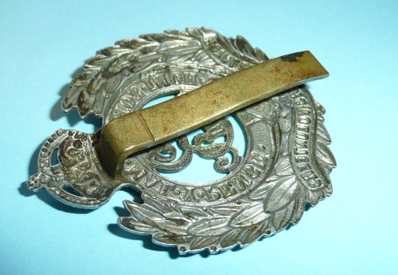 Royal Engineers (Volunteers) EDVII Pattern White Metal Cap Badge - Slider