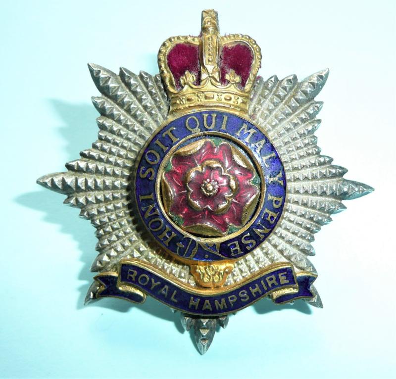 Royal Hampshire Regiment Officers Enamel Silver and Gilt Cap Badge, QEII issue