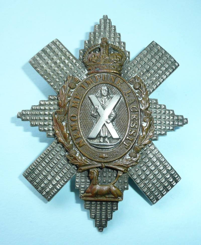 WW2 Black Watch (Royal Highlanders) NCO's Bi-Metal Glengarry Badge