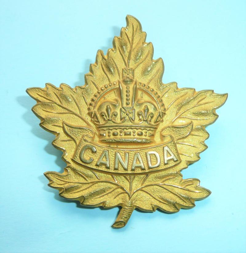 Canadian General / Universal Pattern Officers Fire Gilt Cap Badge - Blades
