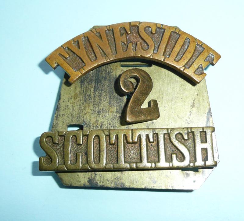 WW1 2nd Battalion Tyneside Scottish Brass Gilding Metal Three Piece Shoulder Title