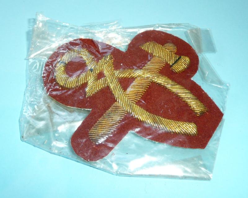 WRAC (Womens Royal Army Corps) Artificer Embroidered  Bullion Cloth Proficiency Arm Badge - Mint in bag of issue