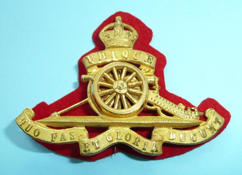 Fire Gilt Royal Artillery Officer's No 1 Dress Cap Badge with Pagri Fitting, King's Crown