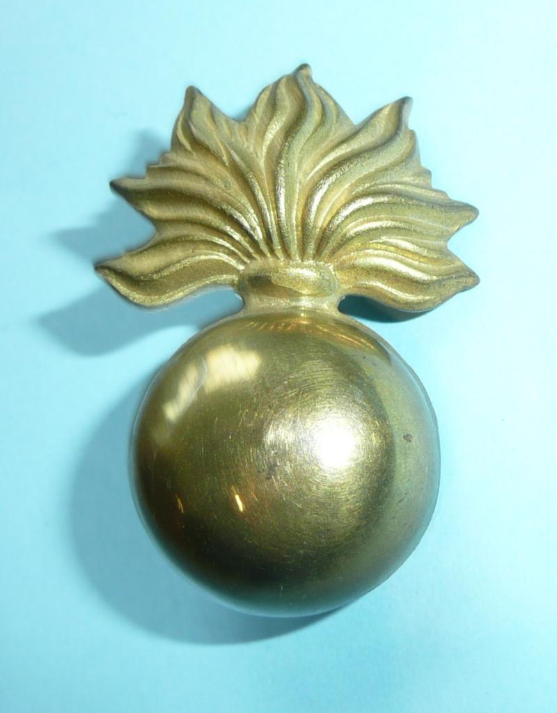Royal Marine Artillery (RMA) Gilt NCO's Grenade Cap Badge, pre 1922