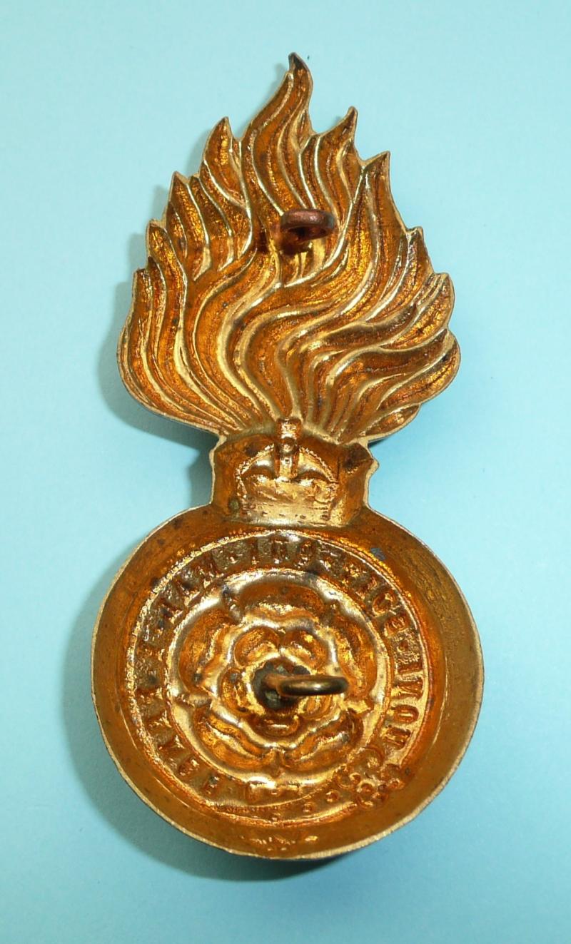 Royal Fusiliers City of London Regt. Edwardian OR's fur-cap grenade badge