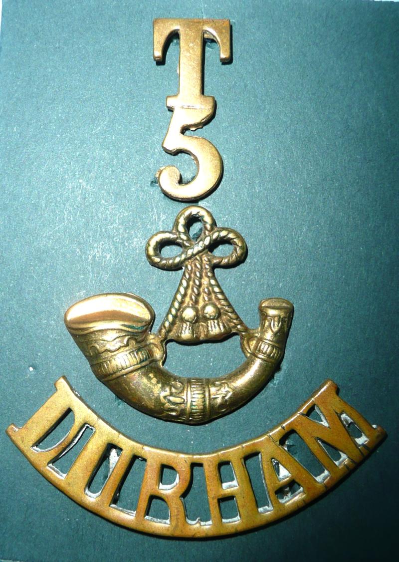 T5 / Bugle / Durham (DLI) Other Ranks 3 Part Brass Shoulder Title