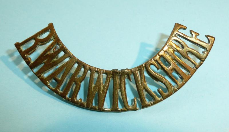 WW1 / WW2 Royal Warwickshire Regiment Other Ranks Brass Shoulder Title