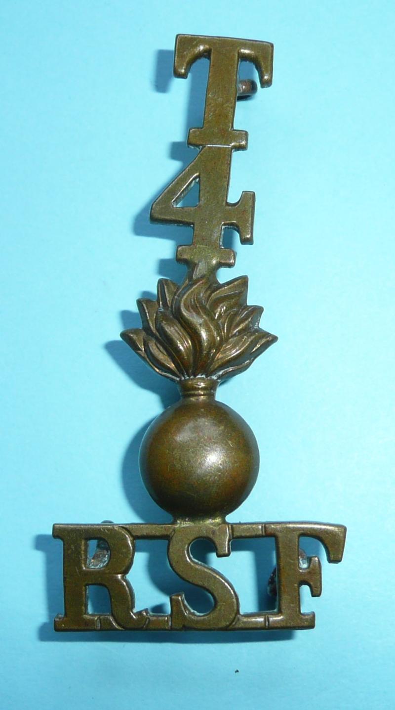 T / 4/ Grenade / RSF One Piece Brass Shoulder Title
