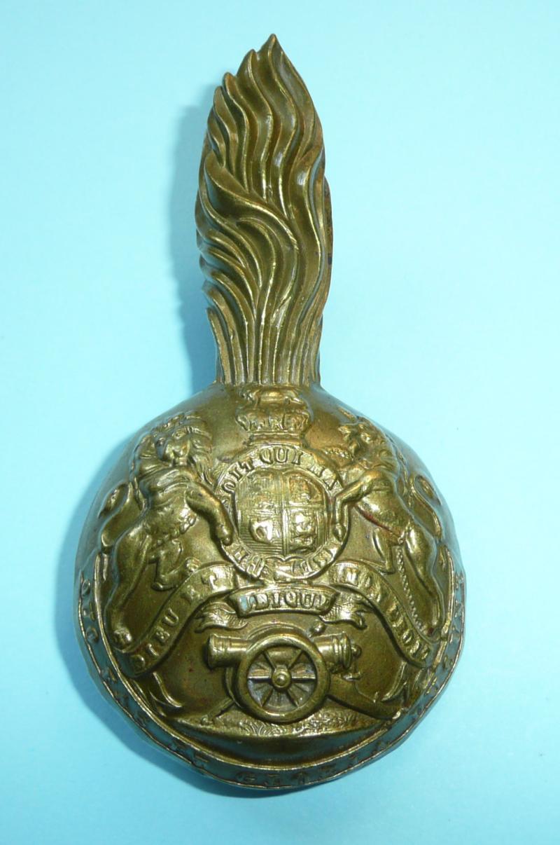 Royal Artillery (RA) Generic Victorian QVC Other Ranks Brass busby badge & plume holder