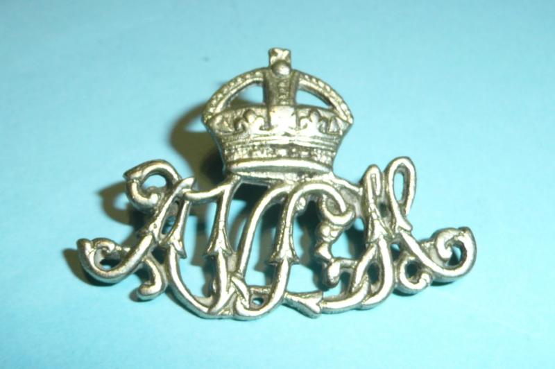 WW1/WW2  Indian Army - Assam Valley Light Horse (AVLH) Cast White Metal Cap Badge