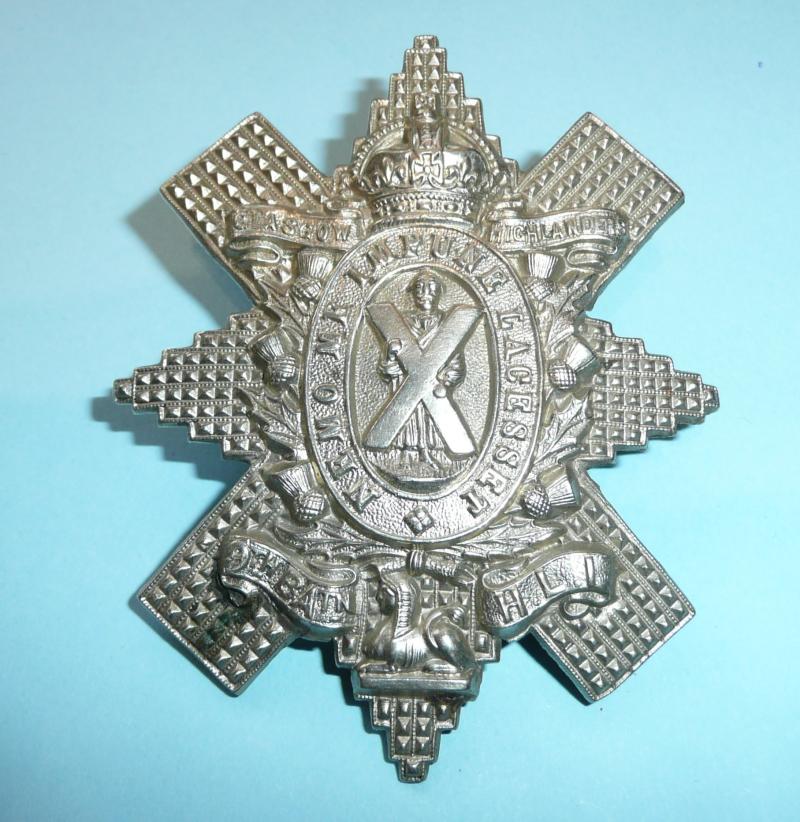WW1 9th Battalion (Glasgow Highlanders) Highland Light Infantry (HLI) White Metal Glengarry Badge - 'Lacesset' spelling