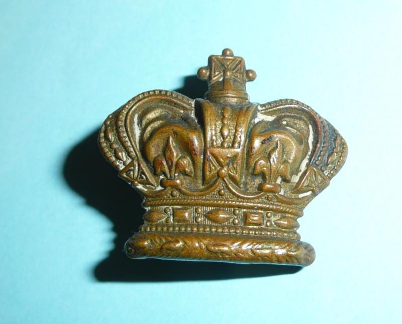 Victorian QVC Infantry Regiments Generic / Universal Brass Pattern Glengarry Crown for wear above a HPC, post 1881