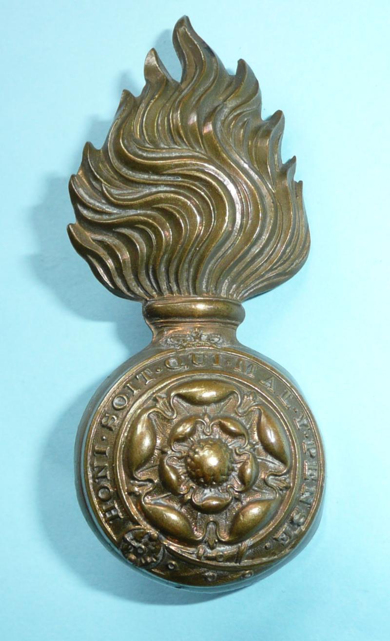 Victorian Royal Fusiliers Gilding Metal Brass Fur Skin Cap Grenade Badge