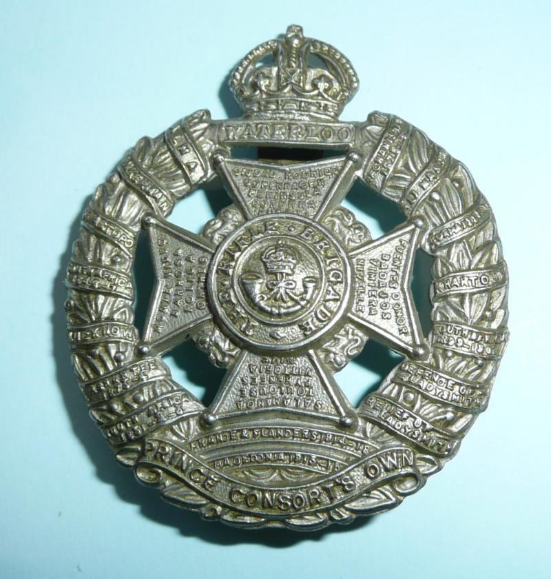 WW2 Rifle Brigade White Metal Cap Badge