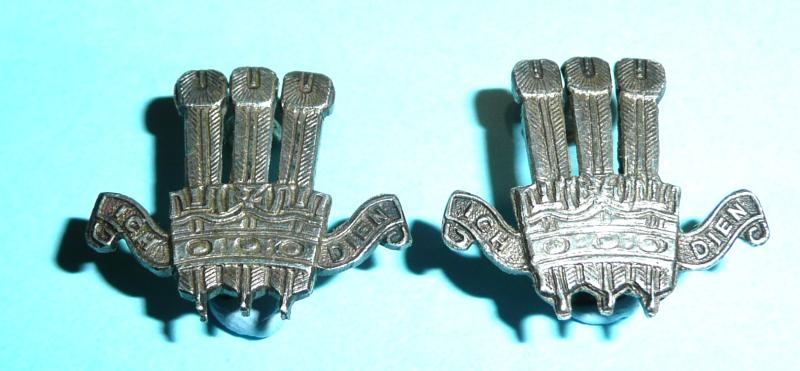 2GR 2nd King Edward VII's Own Gurkha Rifles (The Simoor Rifles) Officer's Silver Matched Pair of Mess Dress Collar Badges