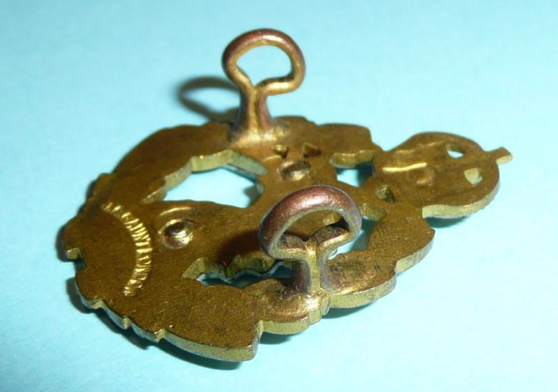 Royal Army Dental Corps RADC Officer's No 1 Dress Collar Badge - Kings Crown, Gaunt