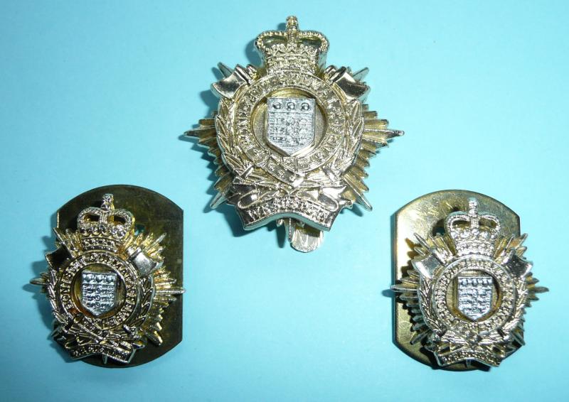 Royal Logistics Corps (RLC) AA Anodised Staybrite Cap and Collar Badge Set