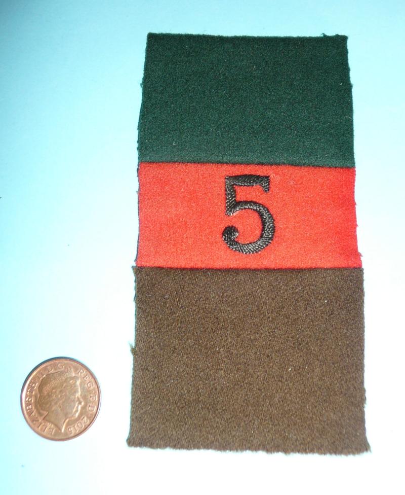 Royal Tank Regiment (RTR) / 5th Armoured Car Corps (ACC) Woven Cloth Pagri Sun Helmet Flash Badge