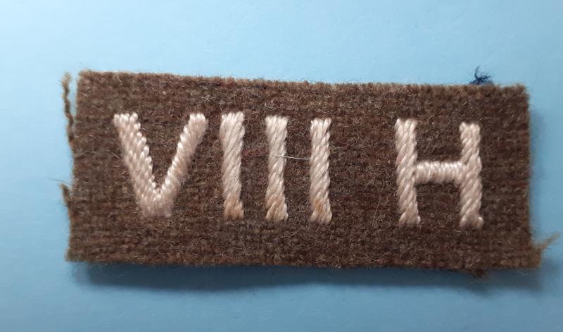 WW2 - 8th Kings Own Royal Hussars Officer's Shoulder Embroidered Battledress Shoulder Title