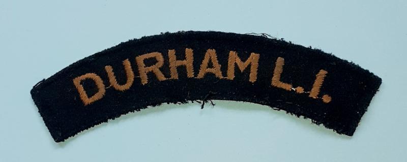 Durham LI (DLI) Yellow /Gold on Green Embroidered Cloth Shoulder Title