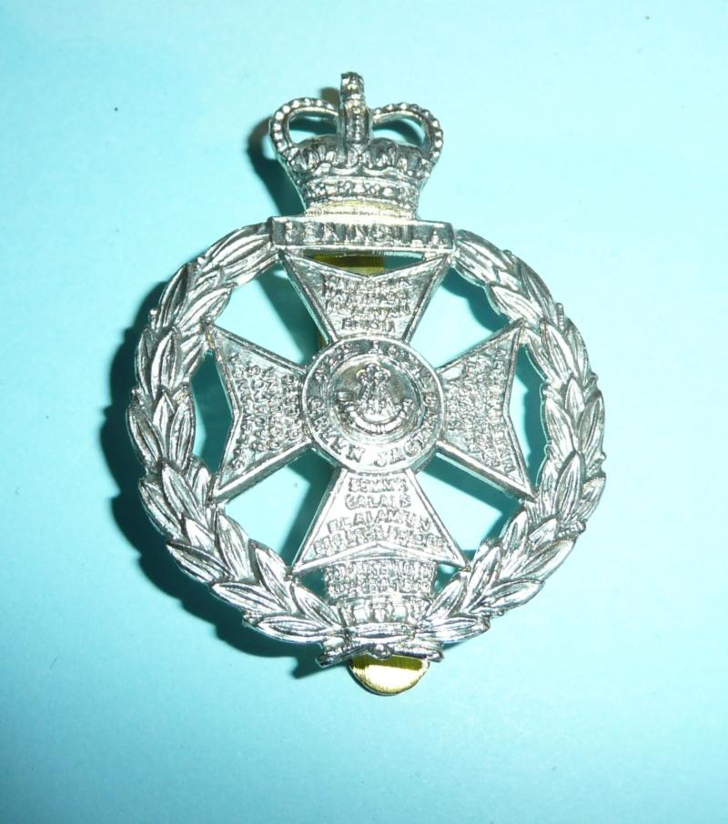 The Royal Green Jackets White Metal Cap Badge, QEII Issue - Dowler