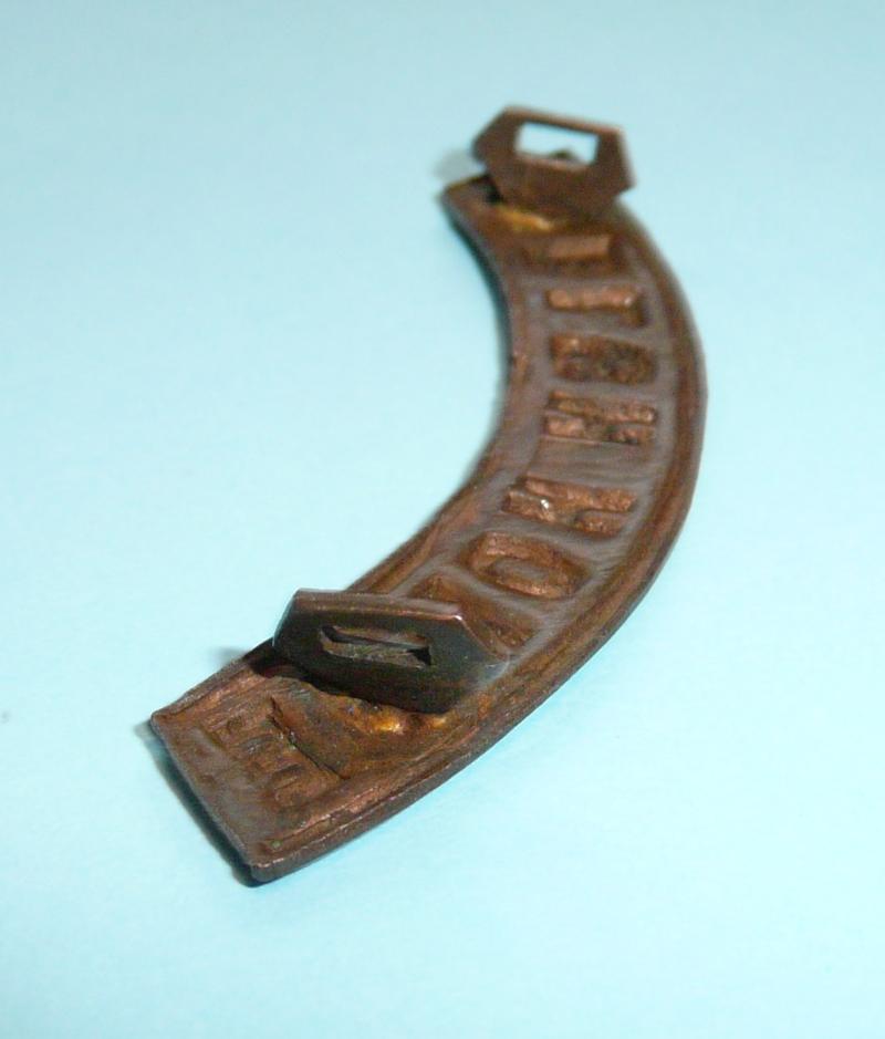 WW1 - The Welsh (Yeomanry) Horse (Lancers) Bronze Shoulder Title